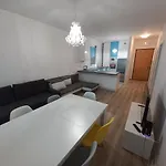 דירה Mieszkanie 5 *